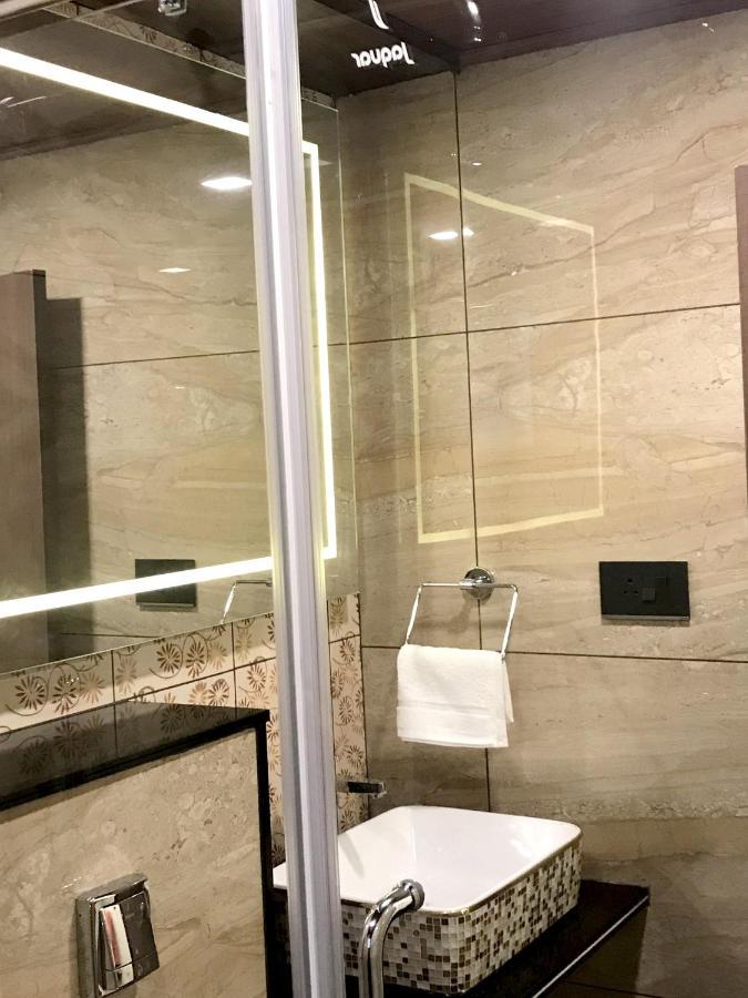 Meenakshi Inn Удипи Экстерьер фото